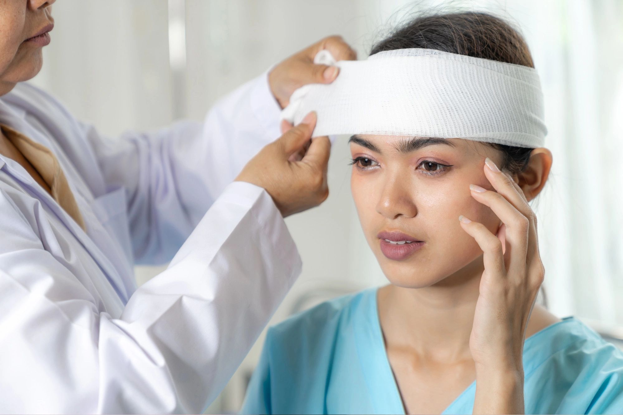 Advanced phacoemulsification surgery machine for micro-incision cataract removal